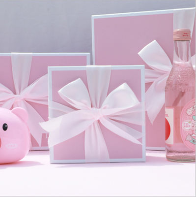 300gsm Ribbon UV Coating CMYK Recycled Paper Gift Boxes