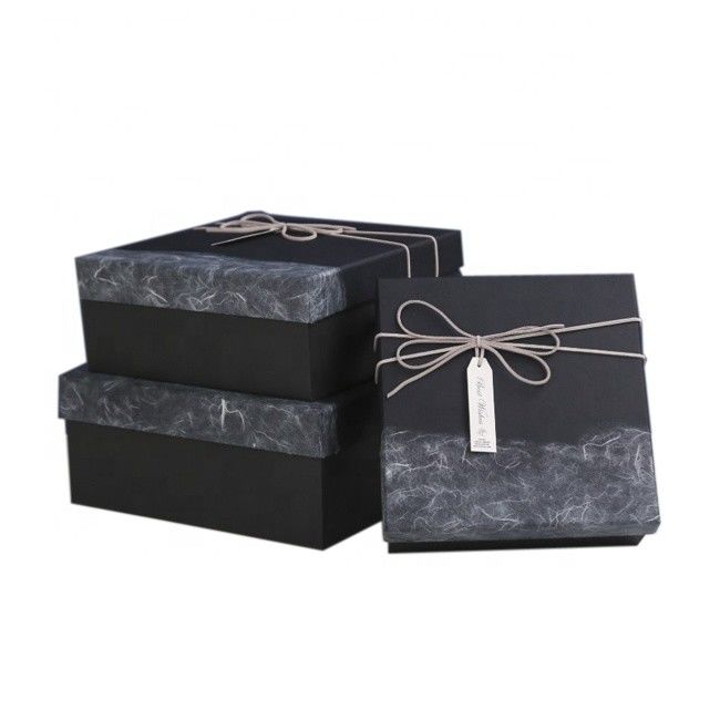 Flat Pack Christmas Gift Boxes Recycled White Cardboard Materials With